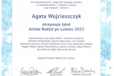 Certyfiikat informujący, że położna Agata Wojcieszczyk otrzymała tytuł Anioła Rodzic po Ludzku 2022